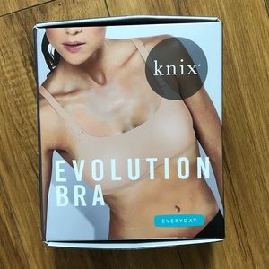 Knix Evelotion Bra